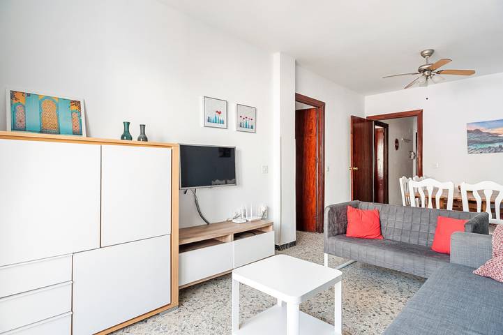 Ganze Wohnung, Zentrales Apartment "Casa Poniente" am Strand mit Terrasse und Wlan in Playa de los Bateles (Conil de la Frontera), Conil de la Frontera