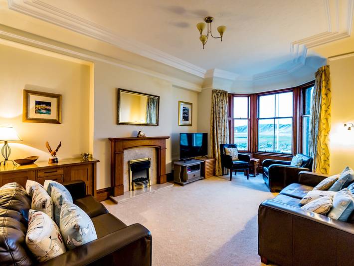 Glamping for 9 people in Fife region