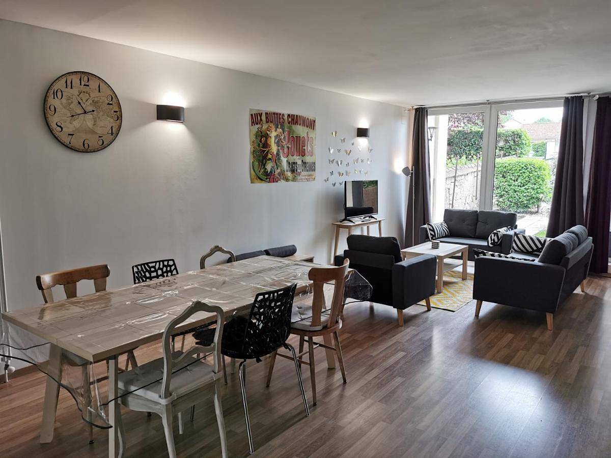 Appartement entier, Three-Bedroom Apartment in Blainville-sur-l'Eau, Région de Lunéville