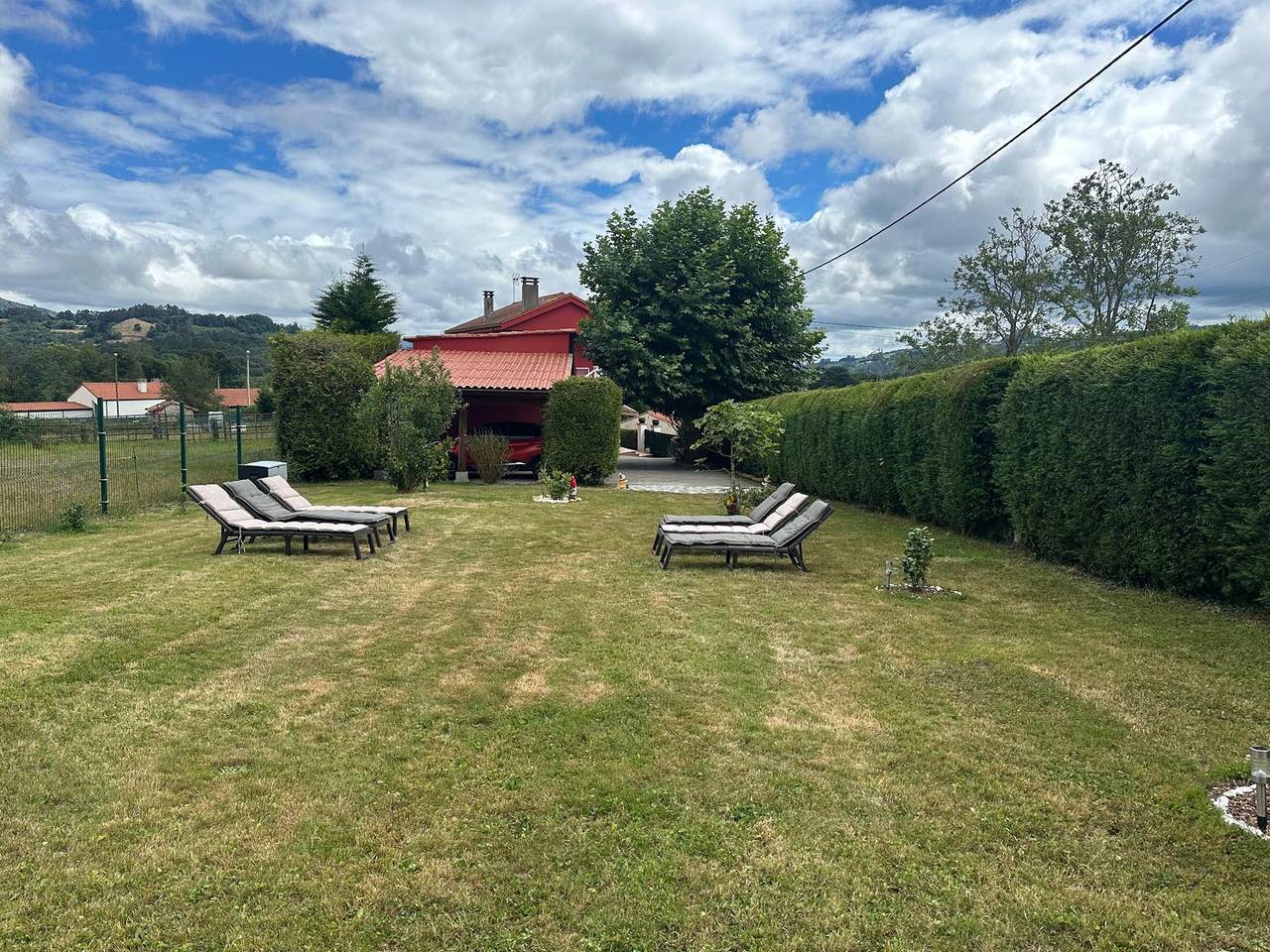 Ferienhaus 'La Quintana Del Maestro' mit Bergblick, privater Terrasse und Wlan in Siero, Provincia de Asturias