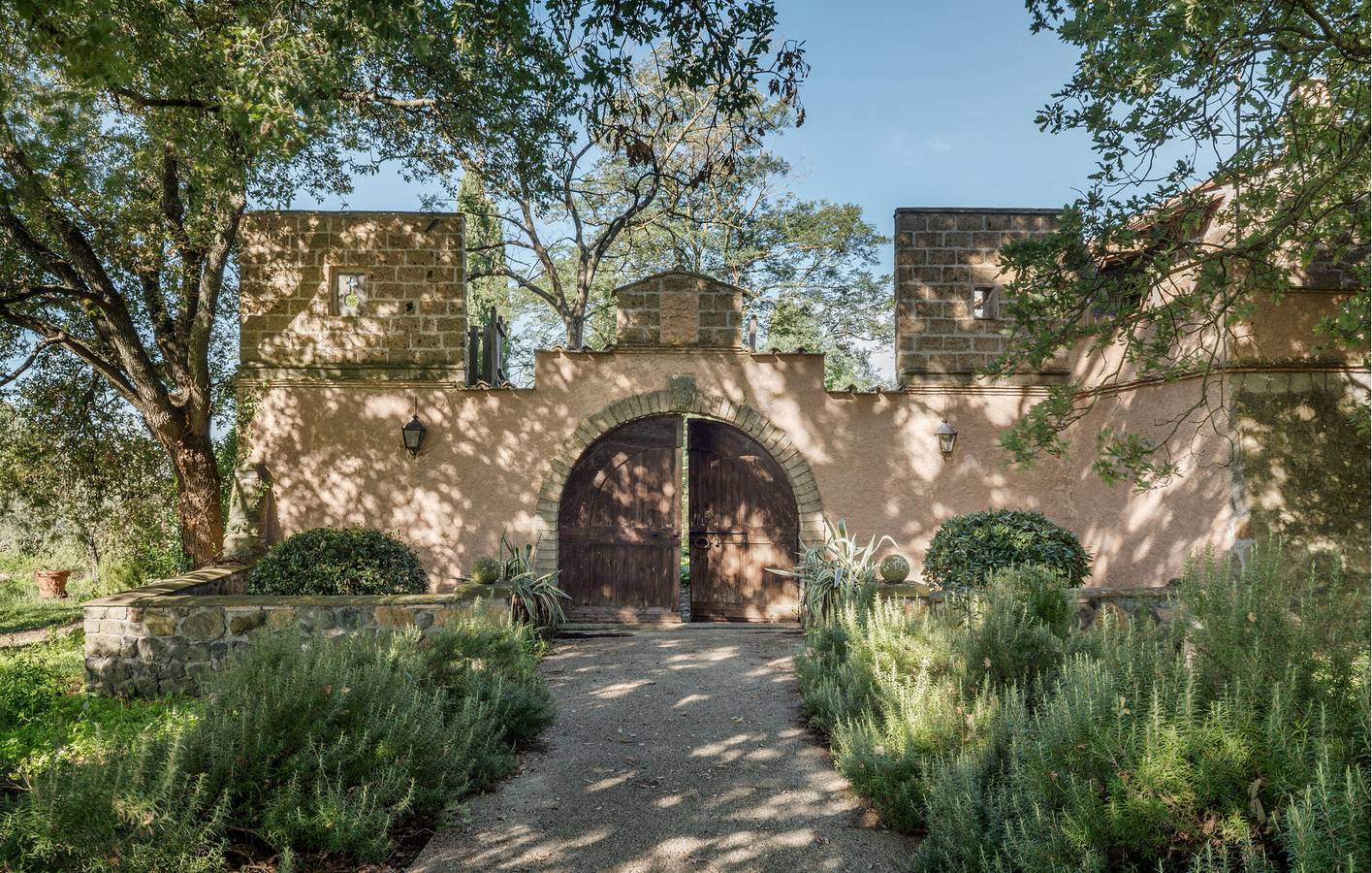 Modernes Apartment mit Terrasse und Parkplatz, 2,5 km von Commenda entfernt in Montefiascone, Viterbo Provinz