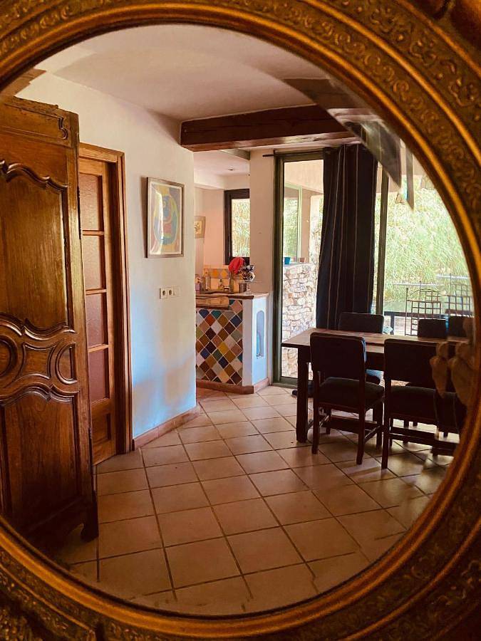 Location de vacances pour 10 personnes, avec vue ainsi que jardin et piscine à Les Angles (Gard) - 2
