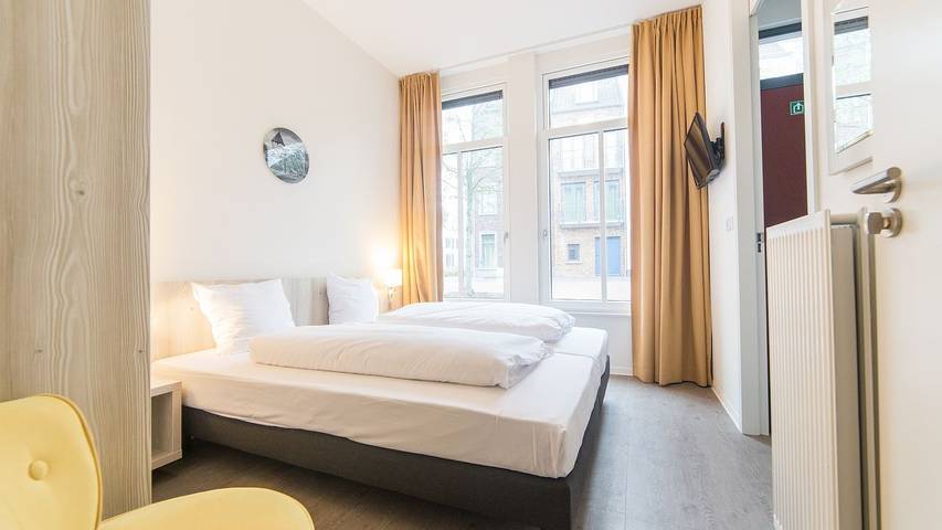 Appartement de vacances pour 2 personnes, avec jardin et sauna ainsi que piscine et jacuzzi
