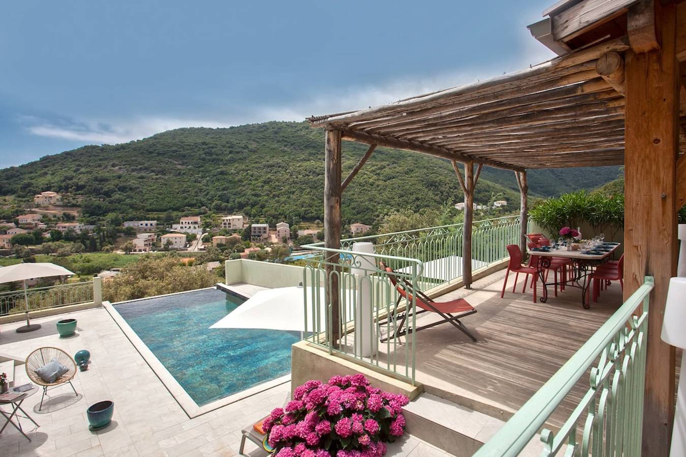 Villa La Doughe in Miomo, Santa Maria di Lota