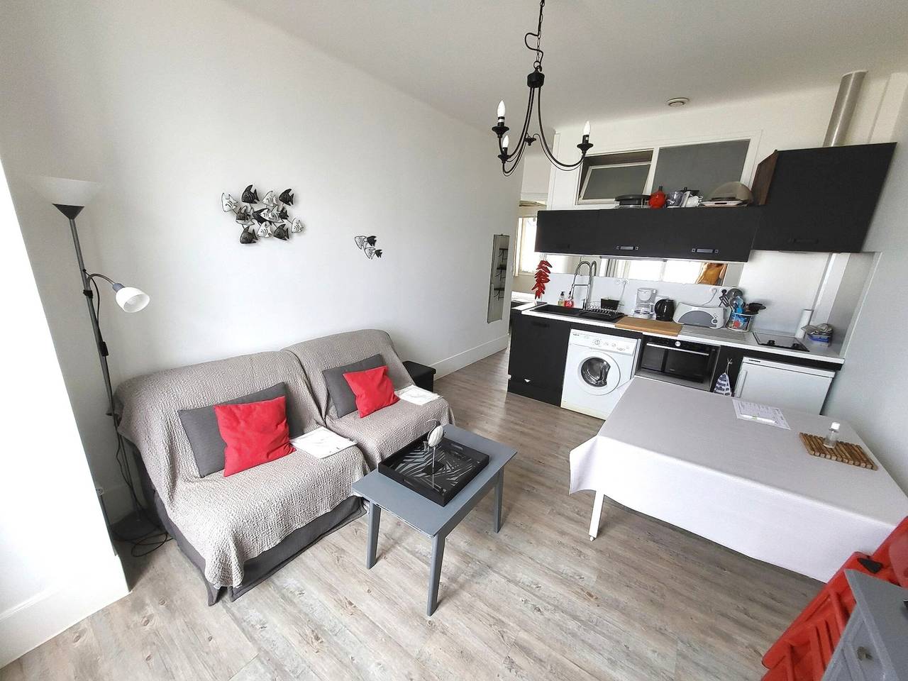 Apartamento entero, Apartamento acogedor con vistas al océano y acceso directo a la playa en Les Sables d'Olonne in Les Sables-d'Olonne, Vandea