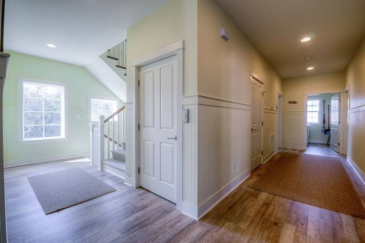 Vacation house for 22 people, with balcony in Pawleys Island