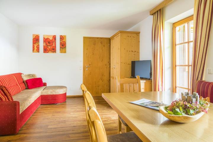 Ferienhaus für 8 Personen, mit Balkon und Terrasse sowie Garten in Leogang - 4