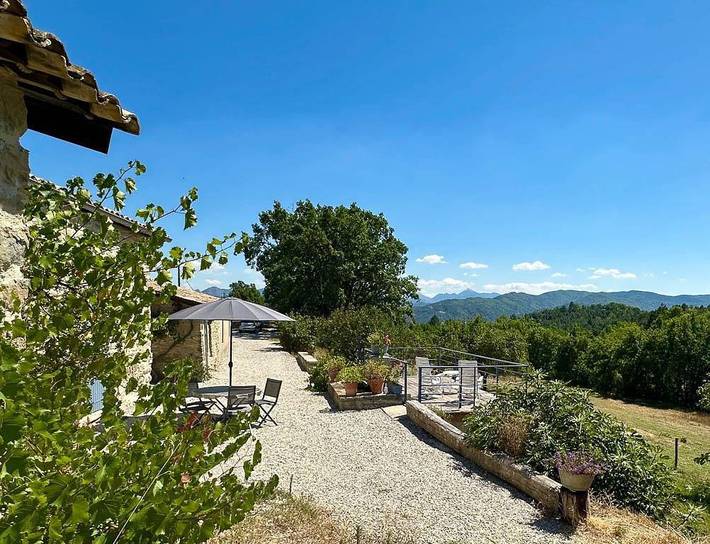 Gîte pour 2 personnes, avec Terrasse et Jardin