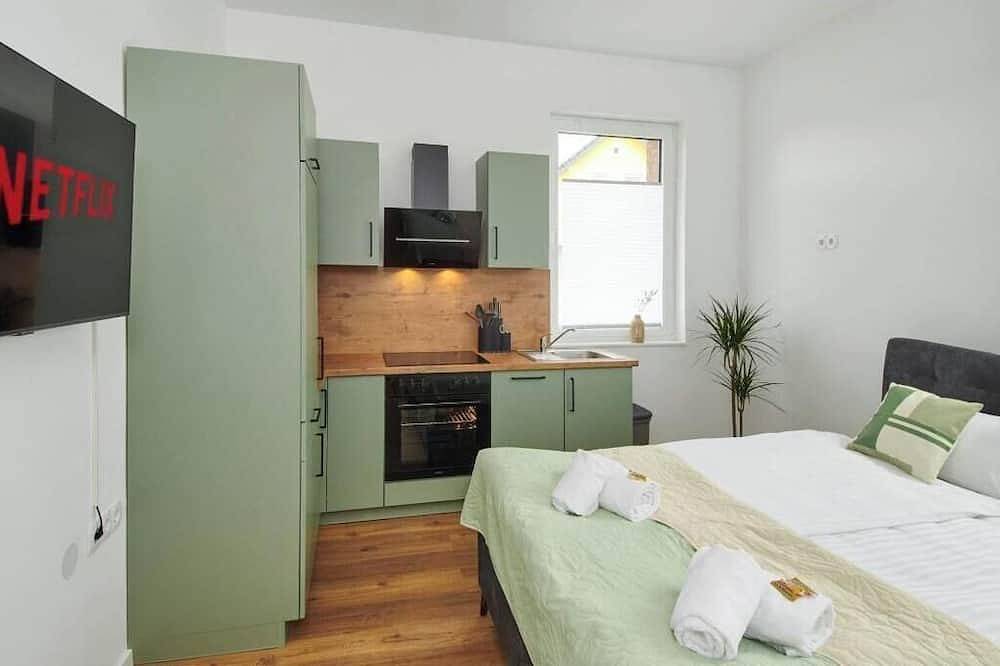 Ganze Wohnung, Homeme 8 | Netflix | Küche | Parkplatz | Smart Tv in Bad Oeynhausen, Wiehengebirge