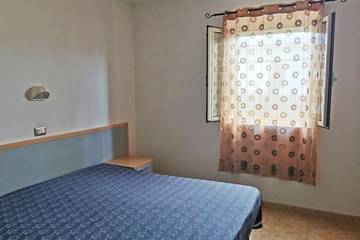 Villa for 4 Guests in Molinella (Foggia), Gargano, Picture 1