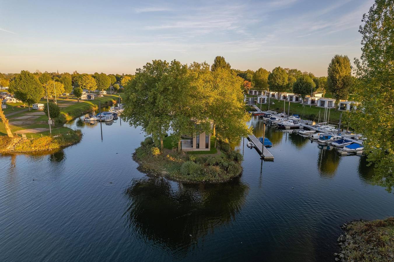 Marinapark Bad Nederrijn — Tiny River House | 2 Pers. in Maurik, Betuwe