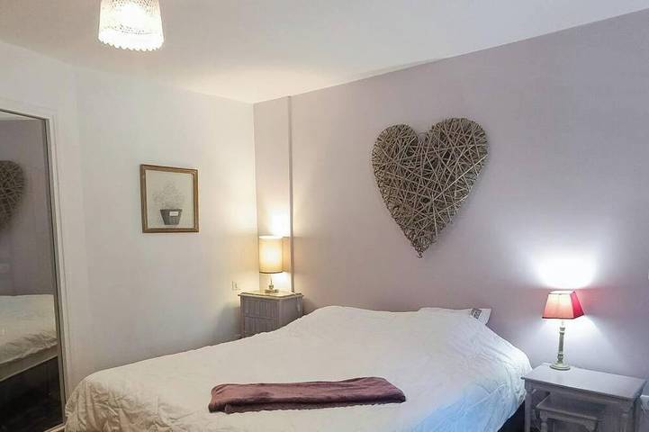 Location de vacances pour 12 personnes, avec Jardin à Calvignac - 3