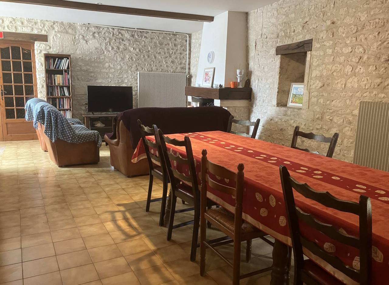 Chambres d'hôtes Chez Bilhouet - Chambre 1 in Segonzac, Charente