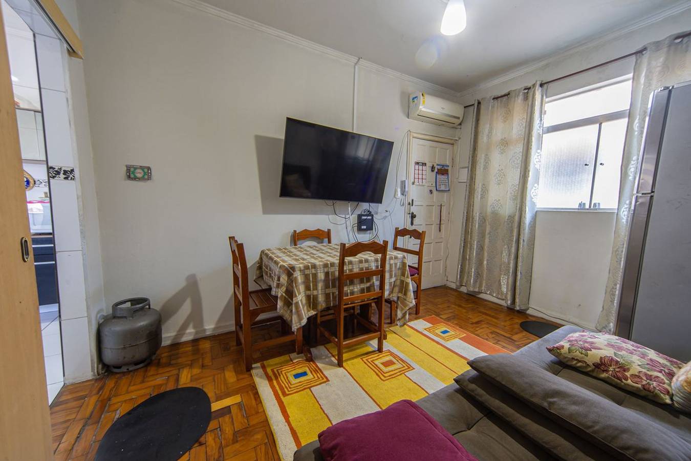 Apartamento entero, Apto 2 Quarto com Ar Condicionado em Vila Mathias in Santos, Baixada Santista