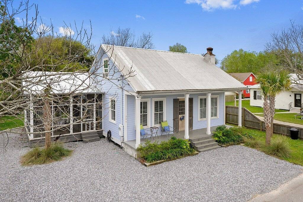 Alles zu Fuß erreichen! Unglaubliche Lage und privat. Schritte zu allem und leise! in Bay St. Louis, Mississippi Gulf Coast