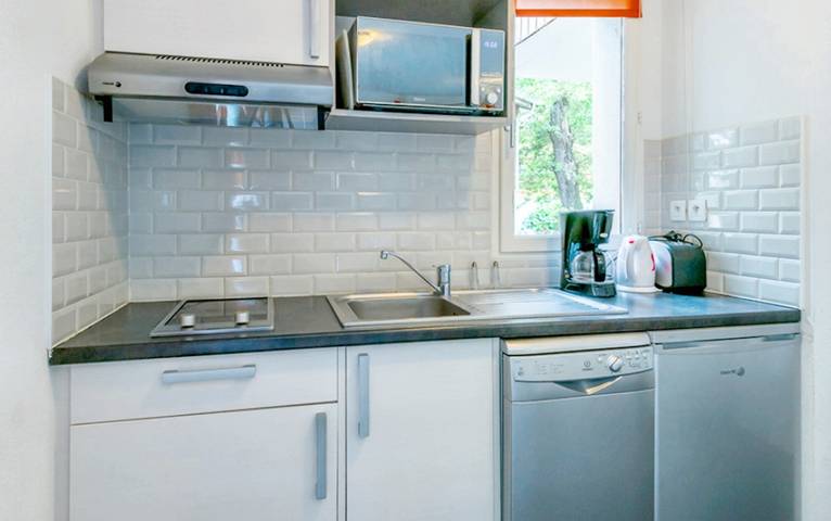 Ferienhaus für 6 Personen, mit Seeblick und Pool sowie Terrasse in Vaucluse - 3