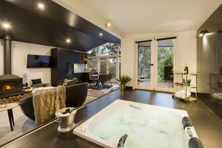 Resort para 2 personas, con balcón además de sauna y jacuzzi - 1