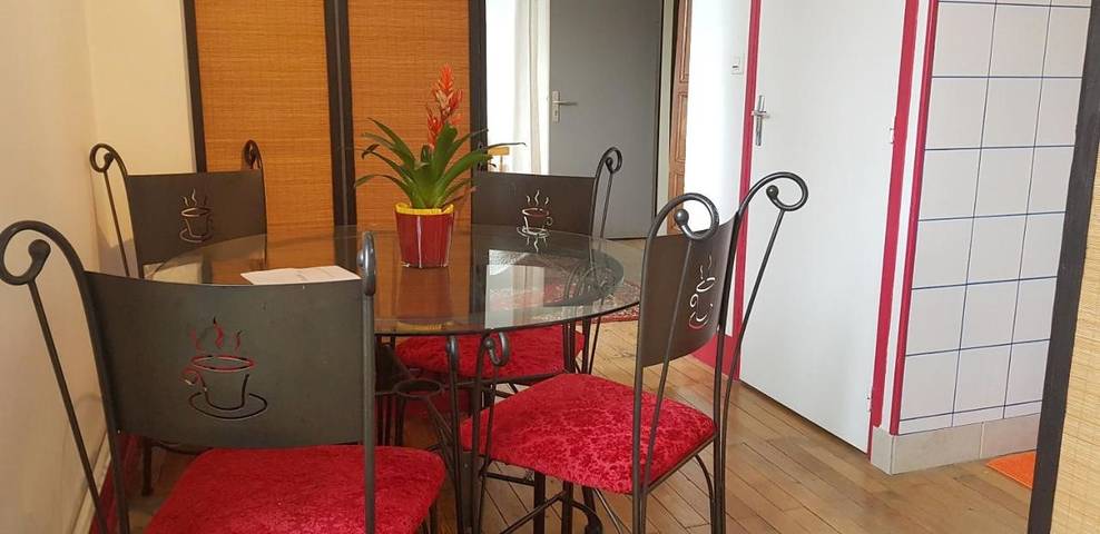 Location de vacances pour 2 personnes, avec vue et jardin, animaux acceptés à Châtillon-en-Bazois - 2