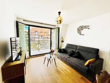 Gîte pour 5 personnes, avec balcon dans Hippodrome de Deauville La Touques