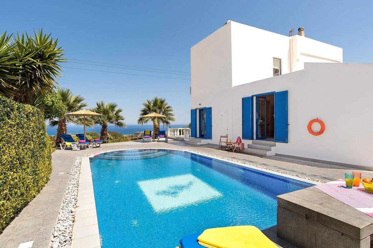 Villa pour 6 personnes avec terrasse in Calathos, Rhodes
