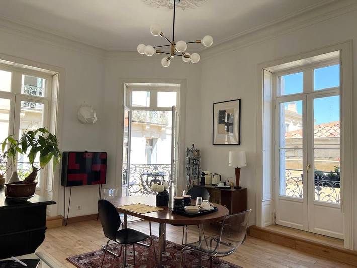 Location de vacances pour 2 personnes, avec vue et balcon dans Office De Tourisme De Montpellier - 3