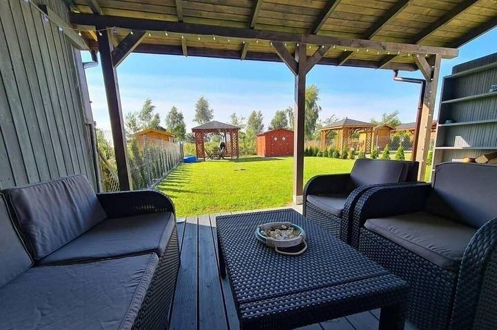 Ferienhaus für 6 Personen, mit Terrasse und Garten sowie Pool