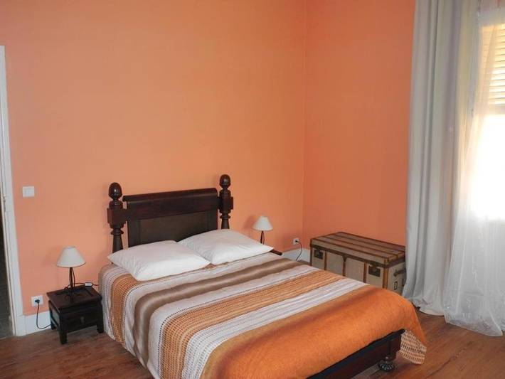 Location de vacances pour 2 personnes, avec jardin ainsi que piscine et vue à Gourbeyre - 3