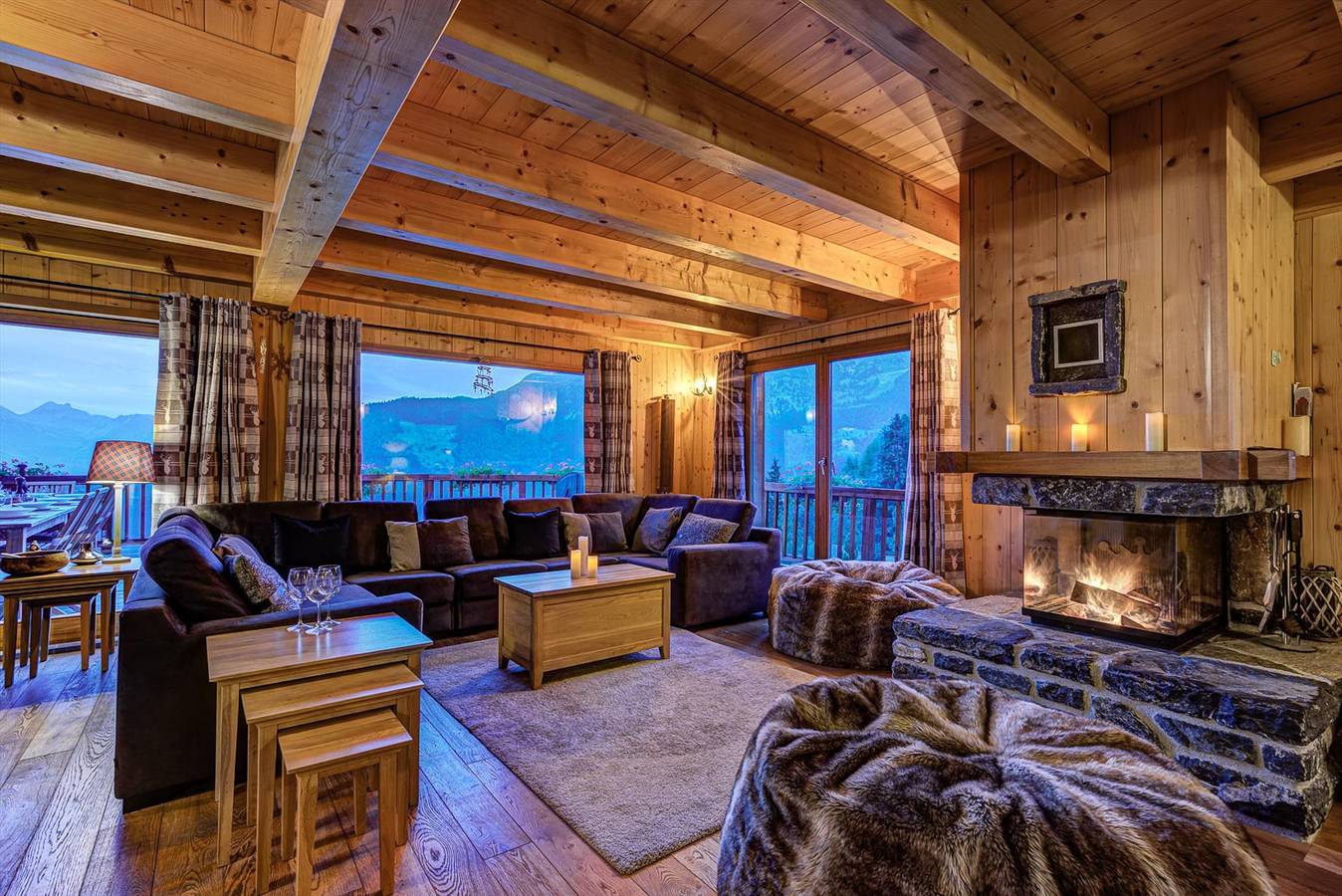 Chalet la Couronne - Jacuzzi Views Ski-In Ski-Out in La Tzoumaz, Riddes