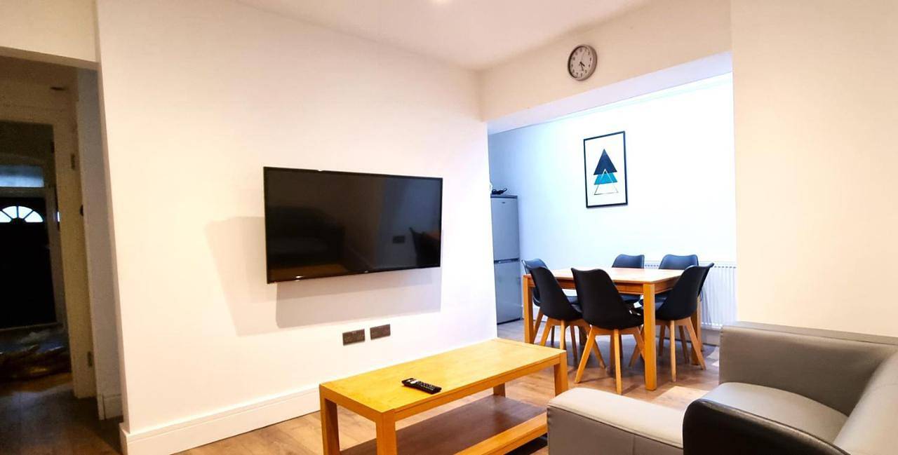 Holiday Home in Swindon, North Wessex Downs