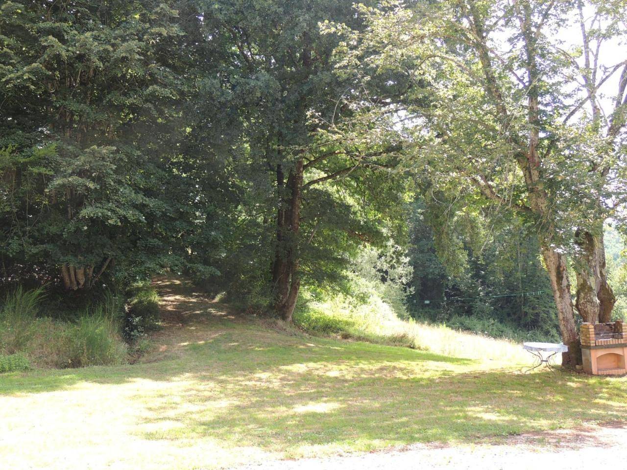 Appartement entier, Apartment - Split Level in Brignac-la-Plaine, Région de Brive-la-Gaillarde
