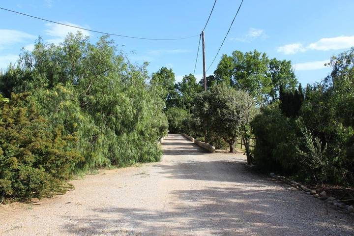 Gîte pour 4 personnes, avec vue ainsi que piscine et jardin à Saint-Estève - 3