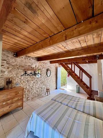 Maison d’hôte pour 4 personnes, avec piscine ainsi que terrasse et jardin, animaux acceptés à Orthoux-Sérignac-Quilhan