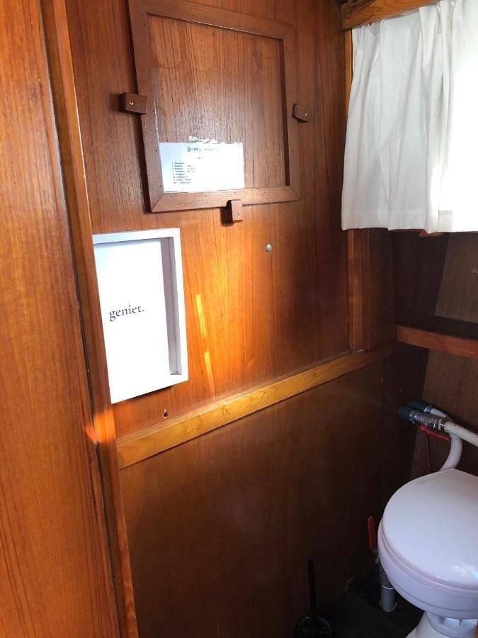 Caravan in Enkhuizen, Markermeer