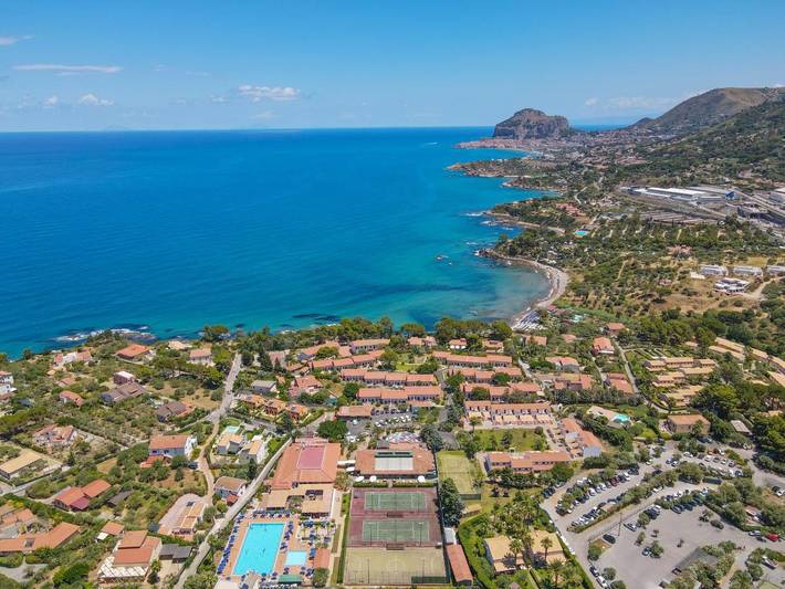 Hotel per 4 persone, con giardino e piscina, adatto a famiglie con bambini - 1