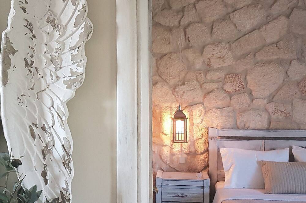 Luxurious Stone House in Elani (Αμα : 00000239911) in Elani, Cassandra