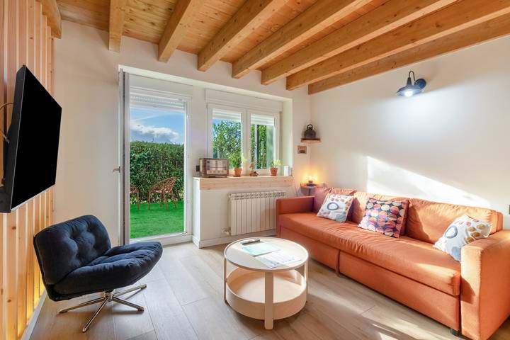 Casa Vacacional 'Verde & Mar' con Vistas al Mar, Jardín Privado y Wi-Fi in Islares, Castro Urdiales