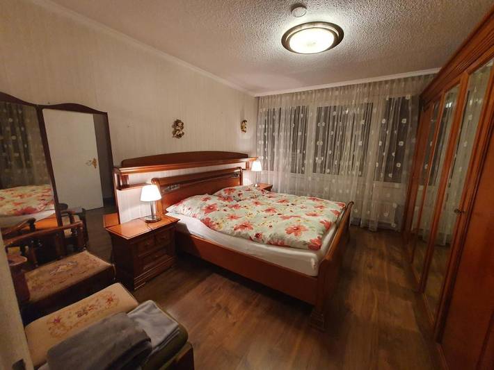 Ferienwohnung für 3 Personen, mit Ausblick und Pool sowie Sauna und Balkon, mit Haustier in Bingen am Rhein