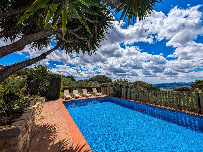 Alquiler vacacional para 4 personas, con piscina y terraza, Familias con niños en Antequera