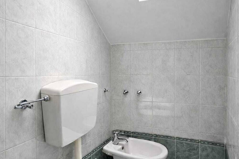 Apartamento entero, Nest on The Roof in Acqui Terme, Provincia d'Alessandria