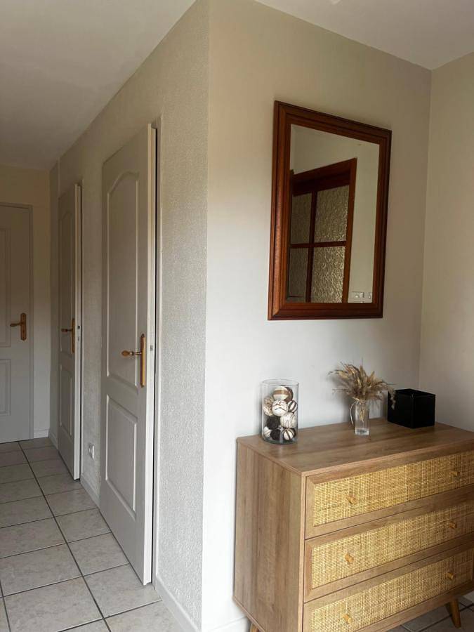 Location de vacances pour 4 personnes, avec vue et balcon à Pouilly-le-Monial - 2