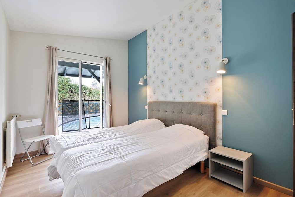 Villa Ongizatea Maison d'Architecte avec piscine à 10 minutes de St Jean de Luz in Urrugne, Région de Bayonne