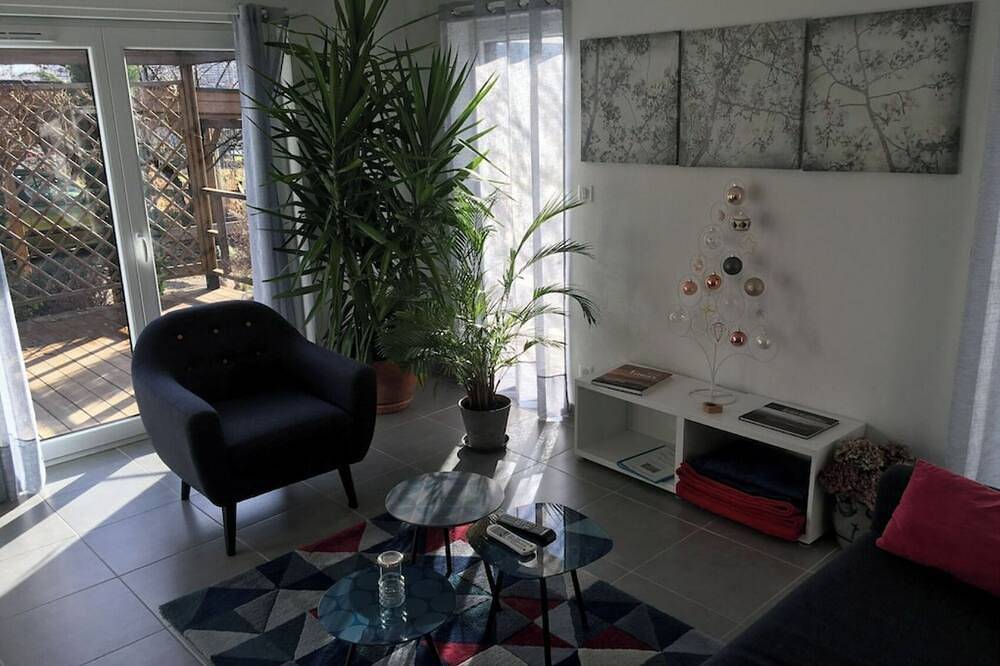 Appartement entier, Gîte *** à Ribeauvillé sur la route des vins - Gîte rose \"Vosges\" pour 2 pers in Ribeauvillé, Parc naturel régional des Ballons des Vosges