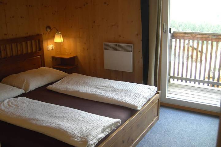 Blockhütte für 9 Personen, mit Whirlpool und Pool sowie Sauna und Garten im Salzburger Land - 2