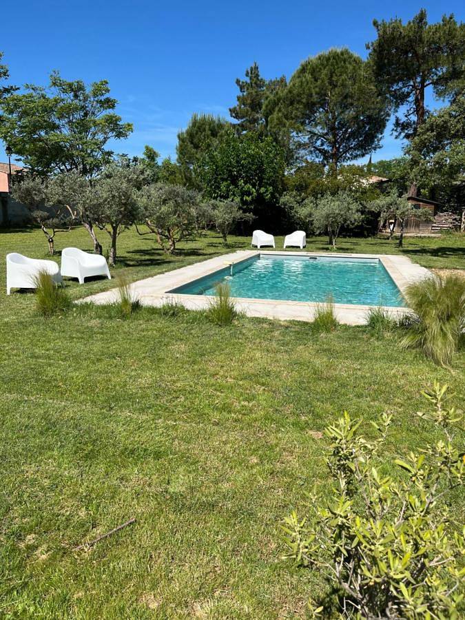 Gîte pour 4 personnes, avec jardin ainsi que piscine et vue à Cabrières-d'Avignon - 4