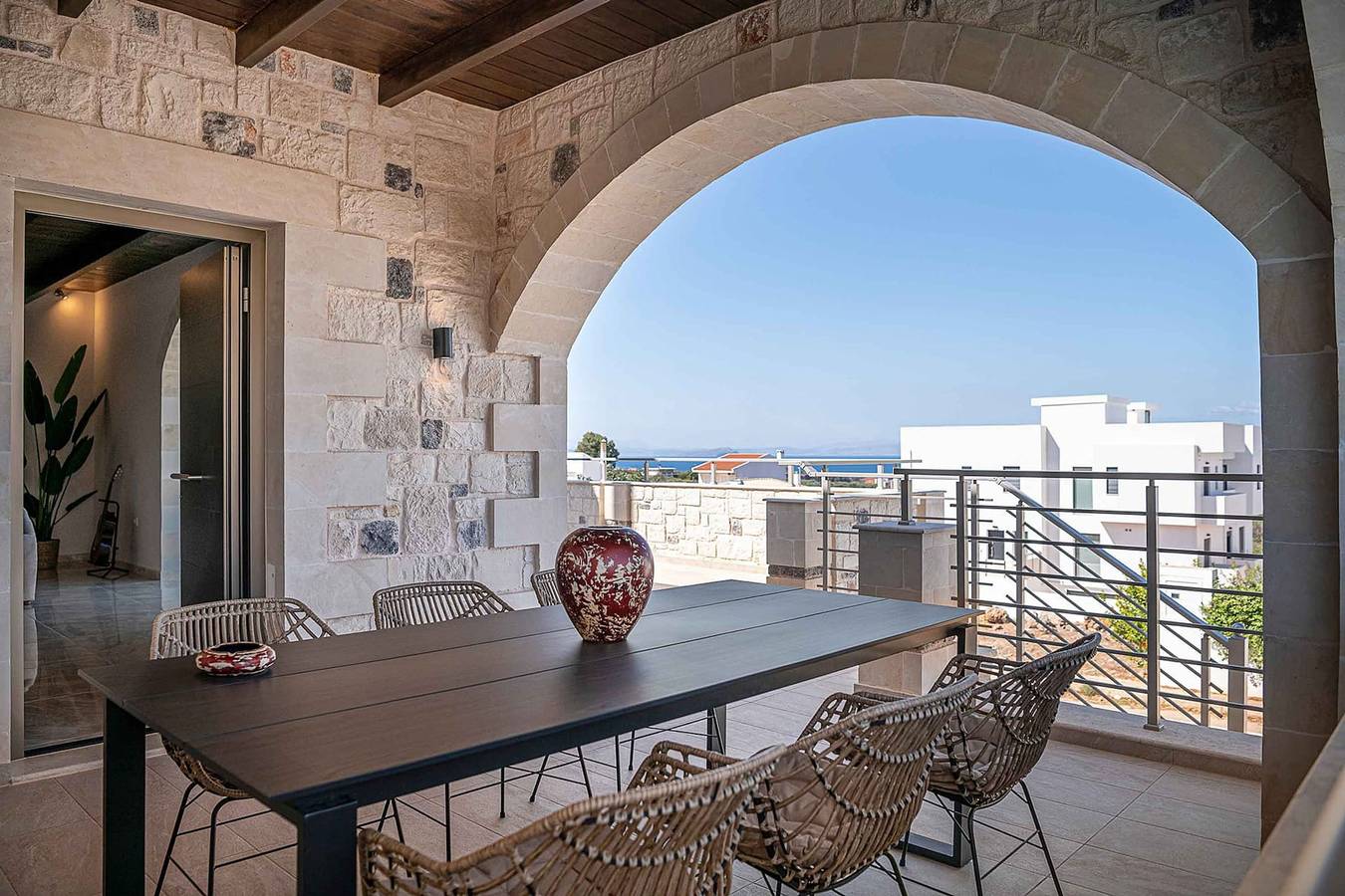 Luminus Arcus I Modern villa with a private pool! in Chorafakia, Akrotiri (Chania)
