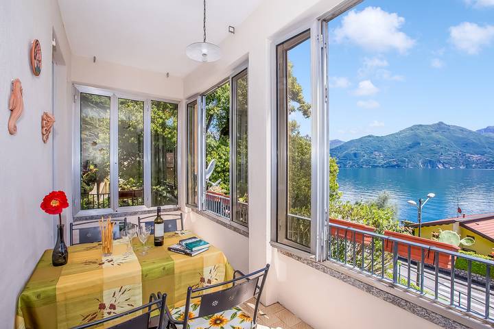 Ferienwohnung für 4 Personen, mit Terrasse und Seeblick in Gemeinde Menaggio