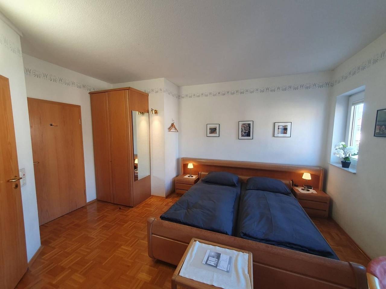 Ganze Ferienwohnung, Abm Apartment 1. Og für 14 Personen in Zwingenberg, Bergstraße