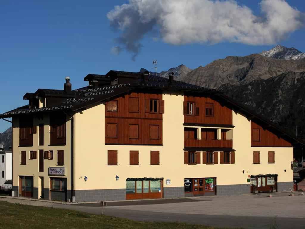 Appartamento intero, Appartamento con vista sulle montagne  in Passo Tonale, Vermiglio