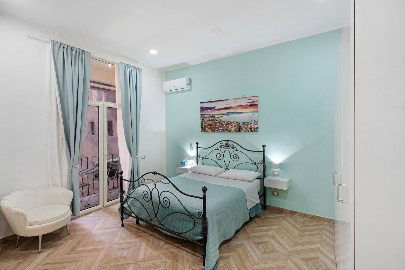 Appartamento intero, Appartamento 'A casa re nonni' con Balcone, Wi-Fi e Aria Condizionata in Napoli, Napoli e dintorni