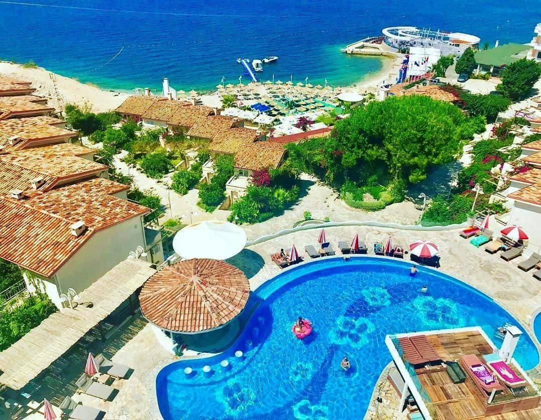 Bougainvill Sunset Villa in Saranda, Valona